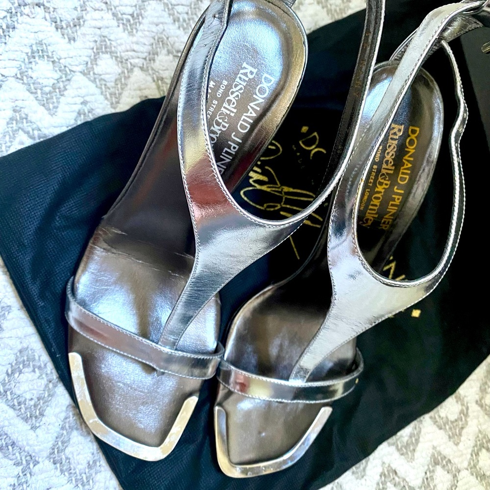 Donald Pliner sandals size US 7 / 38